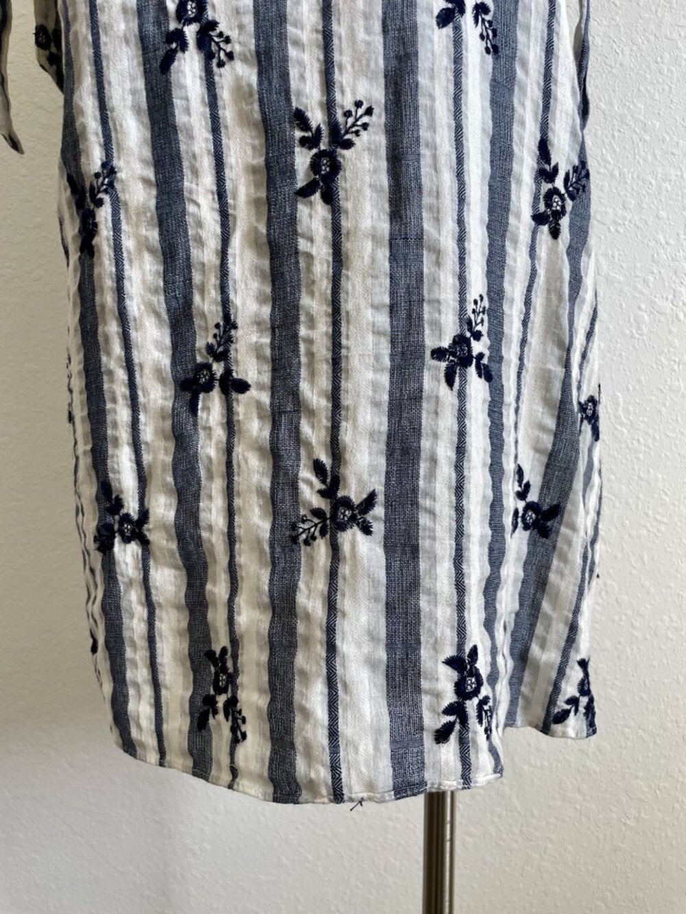 MISA Los Angeles Striped Floral Embroidered Summer Off-the-Shoulder Mini Dress M - Picture 4 of 11